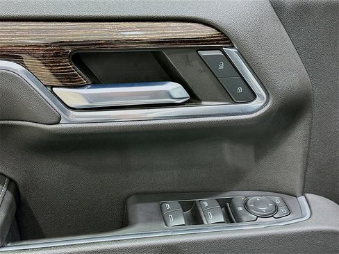 Used 2023 GMC Sierra 1500 Elevation w/ LPO, Elevation Black Package image 18