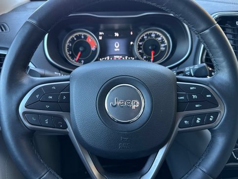 Used 2019 Jeep Cherokee Limited w/ Luxury Group AWD/4WD image 27