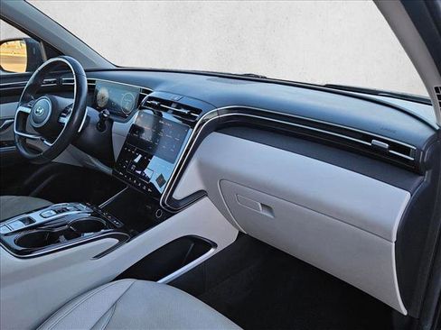 Used 2024 Hyundai Tucson Limited image 24