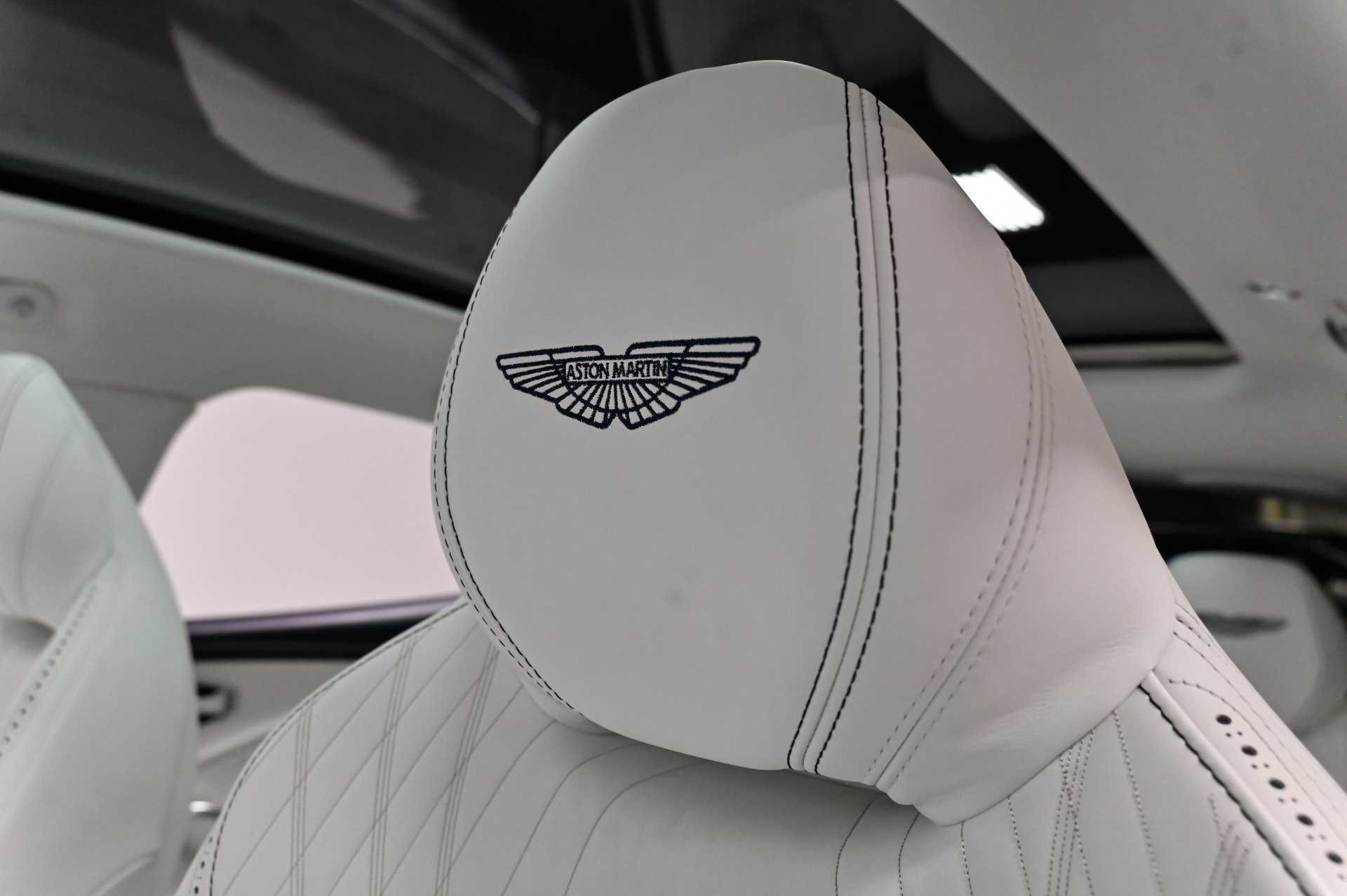 Used 2023 Aston Martin DBX 707 AWD/4WD image 7