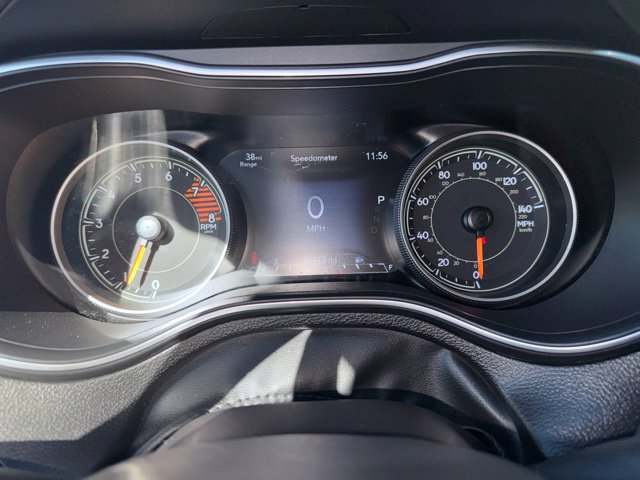 Used 2020 Jeep Cherokee Limited AWD/4WD image 17