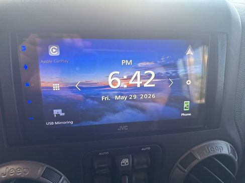 Used 2016 Jeep Wrangler Unlimited Sport w/ Quick Order Package 24S AWD/4WD image 17