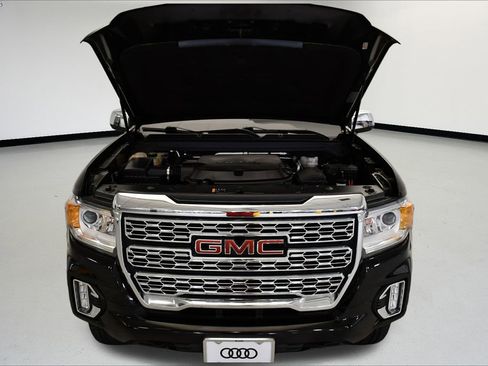 Used 2022 GMC Canyon Denali w/ Denali Black Edition Package image 12