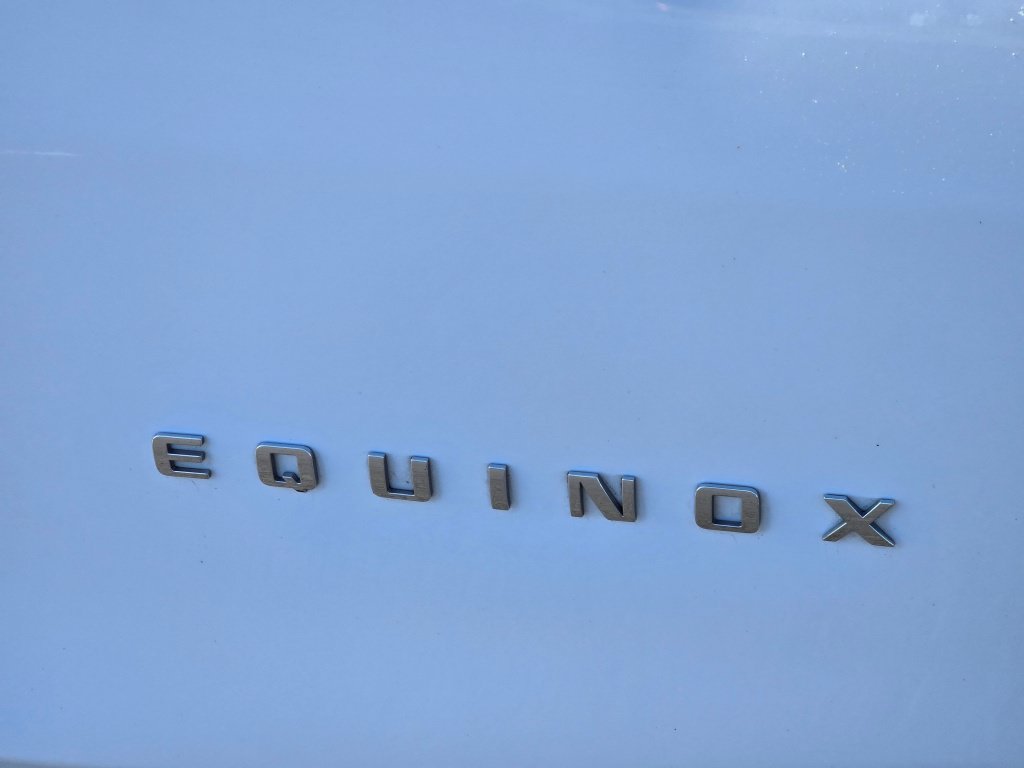 Used 2024 Chevrolet Equinox LS FWD image 32