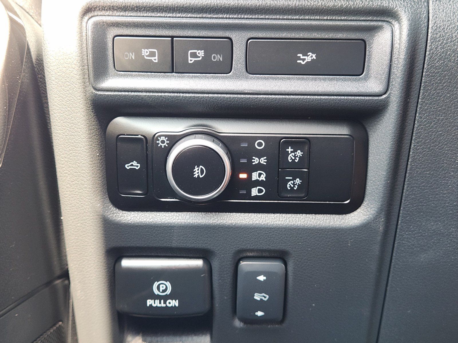 Used 2023 Ford F150 XLT w/ Equipment Group 302A High RWD image 27