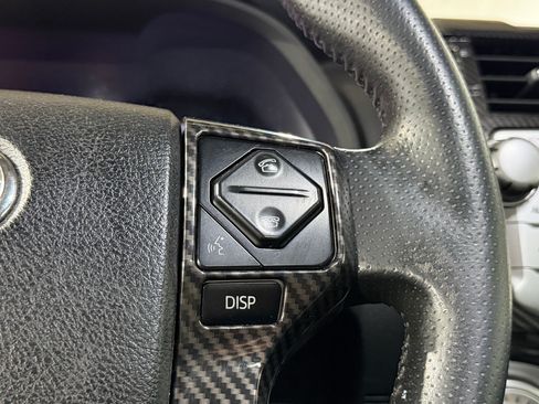 Used 2015 Toyota 4Runner SR5 AWD/4WD image 14