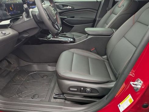 New 2026 Chevrolet Trax RS w/ Sunroof Package image 11