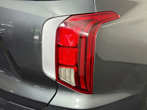 Used 2022 Hyundai Palisade Calligraphy w/ Cargo Package FWD image 34