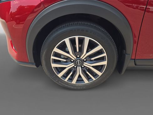Used 2024 Nissan Kicks SV FWD image 10