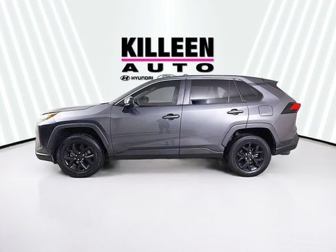 Used 2023 Toyota RAV4 LE FWD image 4