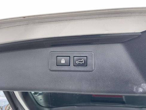 Used 2020 Subaru Outback Limited image 48