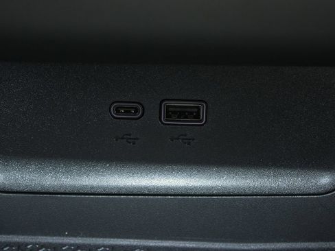 New 2027 Chevrolet Equinox LT w/ Safety and Technology Package FWD image 37