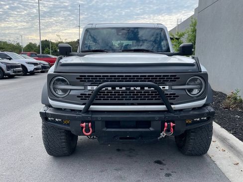 Used 2023 Ford Bronco Badlands w/ Sasquatch Package AWD/4WD image 2