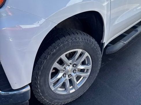 Used 2020 Chevrolet Silverado 1500 LT w/ All-Star Edition AWD/4WD image 12