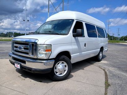 Used 2009 Ford E-350 and Econoline 350 XLT