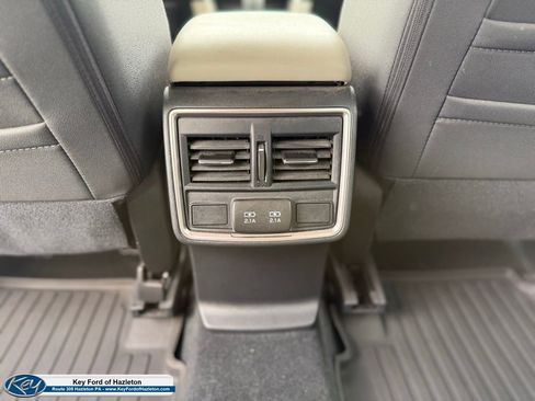 Used 2021 Subaru Forester Premium image 34