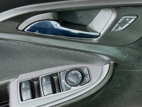 Used 2023 Chevrolet Malibu LT FWD image 23