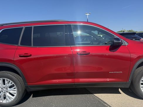 Used 2024 GMC Acadia Elevation image 26