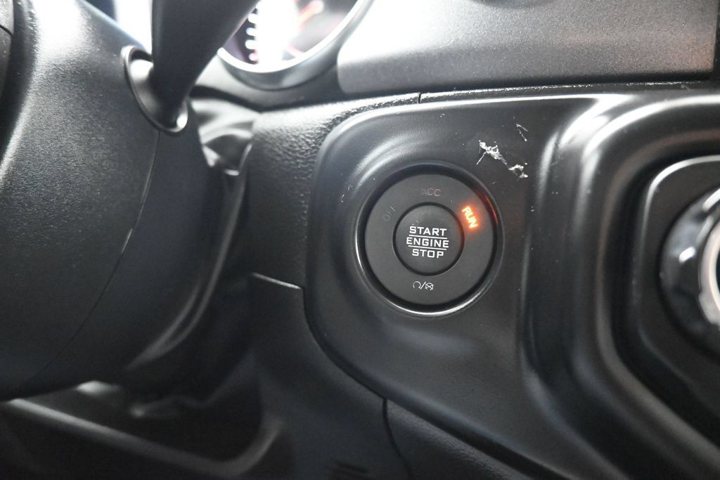 Used 2022 Jeep Gladiator Mojave w/ LED Lighting Group AWD/4WD image 23