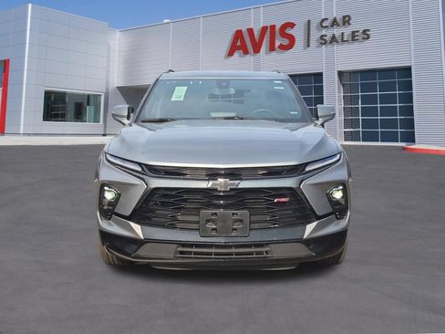Used 2025 Chevrolet Blazer RS FWD image 2