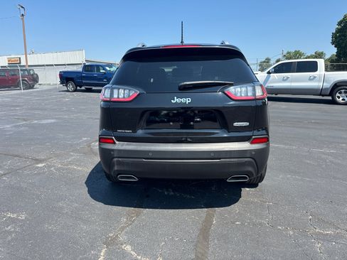 Used 2021 Jeep Cherokee Latitude Lux w/ Comfort/Convenience Group FWD image 4