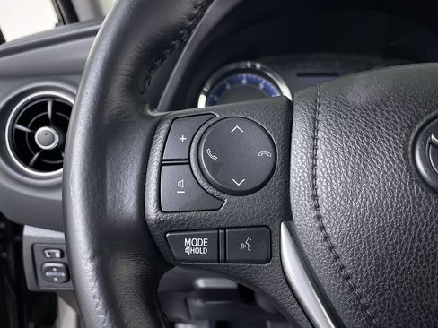 Used 2017 Toyota Corolla SE image 24