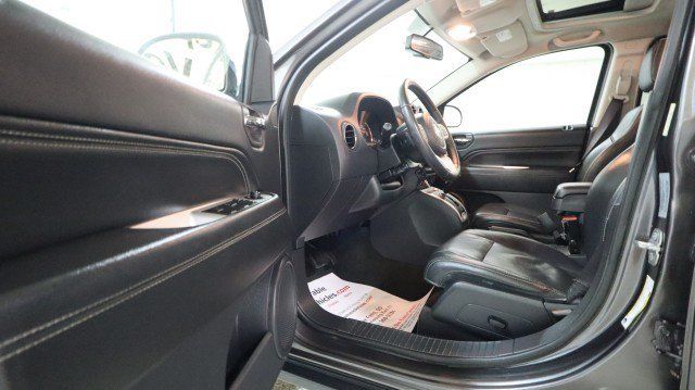 Used 2017 Jeep Compass High Altitude FWD image 9