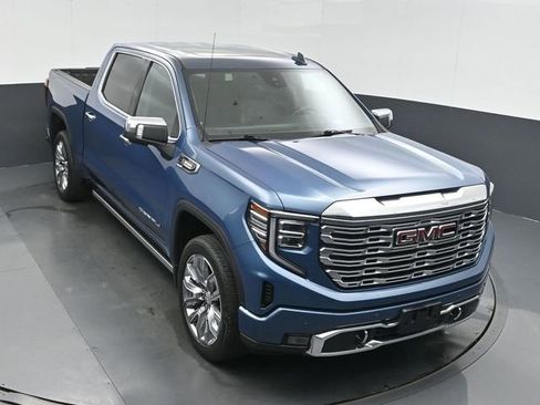 Used 2024 GMC Sierra 1500 Denali AWD/4WD image 39