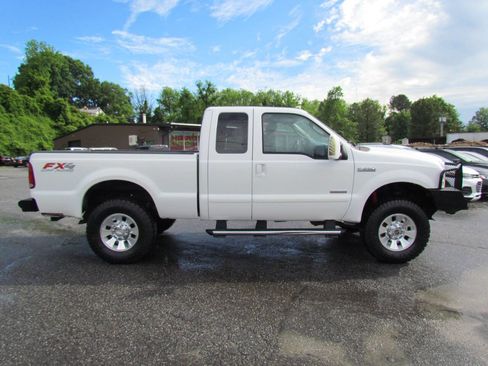 Used 2007 Ford F250 XLT image 8