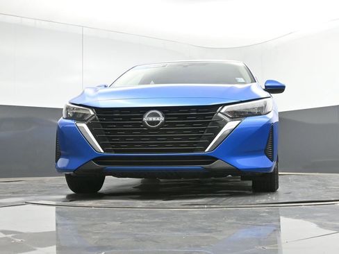 Used 2025 Nissan Sentra SV FWD image 46