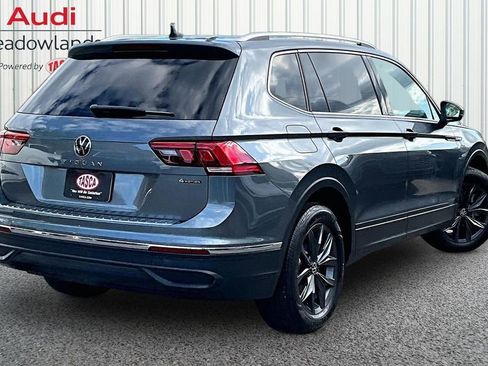Used 2023 Volkswagen Tiguan SE w/ Panoramic Sunroof Package AWD/4WD image 6