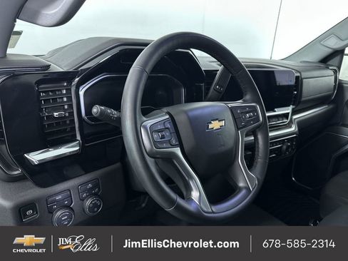 Certified 2025 Chevrolet Silverado 1500 LT image 11