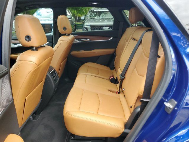 Certified 2023 Cadillac XT5 Premium Luxury w/ Technology Package FWD image 12