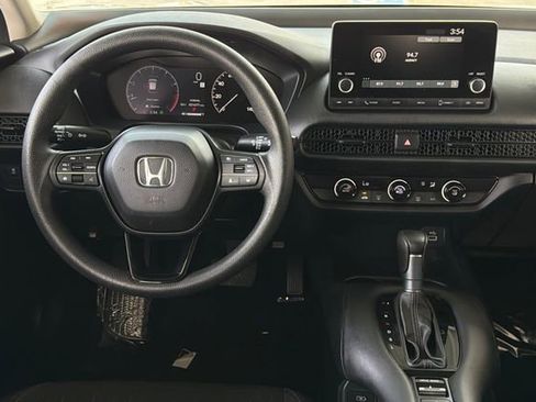 Certified 2024 Honda HR-V LX image 18