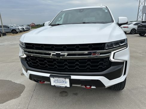 Certified 2021 Chevrolet Tahoe Z71 w/ Z71 Off-Road Package AWD/4WD image 8