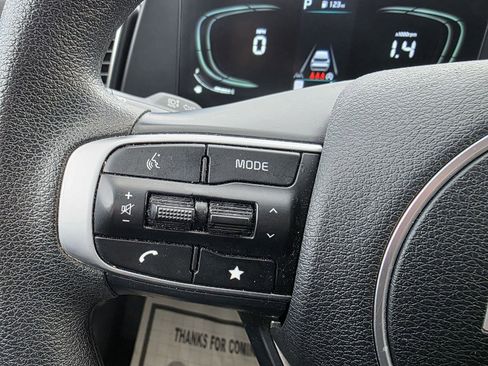 Used 2024 Kia Sportage LX image 17