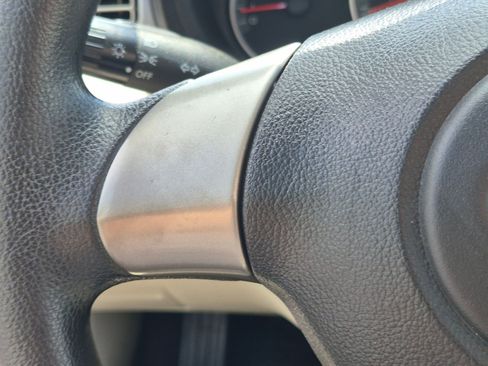 Used 2011 Subaru Impreza 2.5i w/ Audio Package 3 AWD/4WD image 19