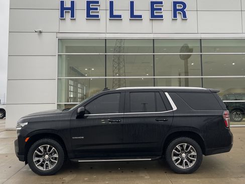 Used 2022 Chevrolet Tahoe LT image 3