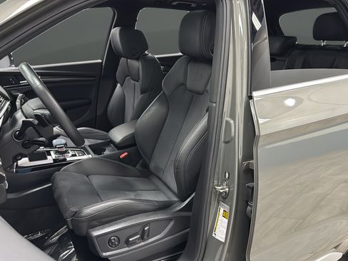 Used 2024 Audi SQ5 Premium w/ Convenience Package AWD/4WD image 9
