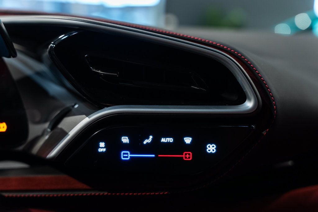 Certified 2025 Ferrari 296 GTB RWD image 33