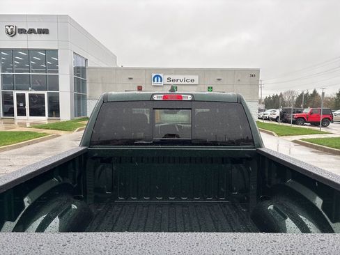 New 2026 RAM 1500 4x4 Crew Cab image 11