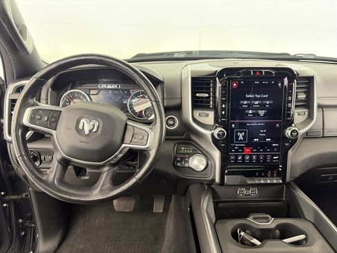 Used 2020 RAM 1500 Laramie w/ Sport Appearance Package AWD/4WD image 3