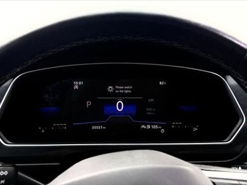 Used 2023 Volkswagen Tiguan SE R-Line FWD image 27