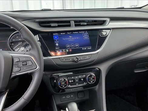 Certified 2023 Buick Encore GX Essence w/ Experience Buick Package image 6