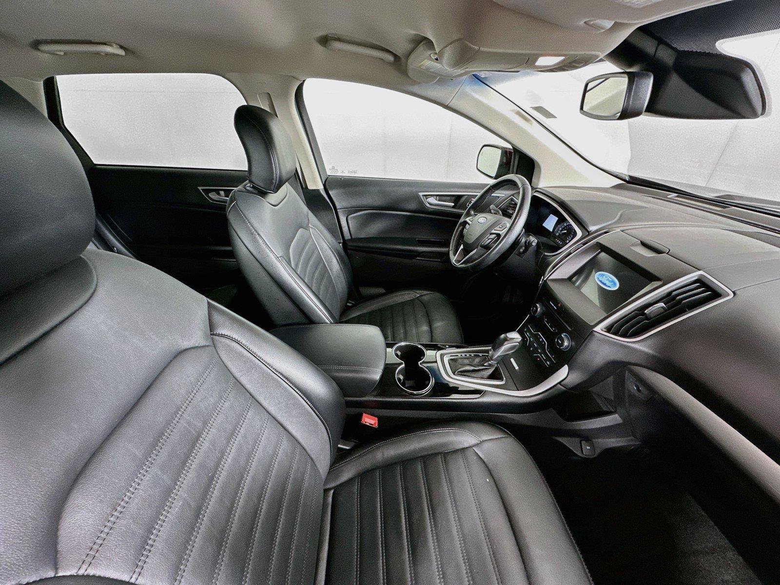 Used 2018 Ford Edge SEL w/ Equipment Group 201A AWD/4WD image 28