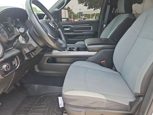 Used 2024 RAM 2500 Big Horn w/ Off Road Package AWD/4WD image 18