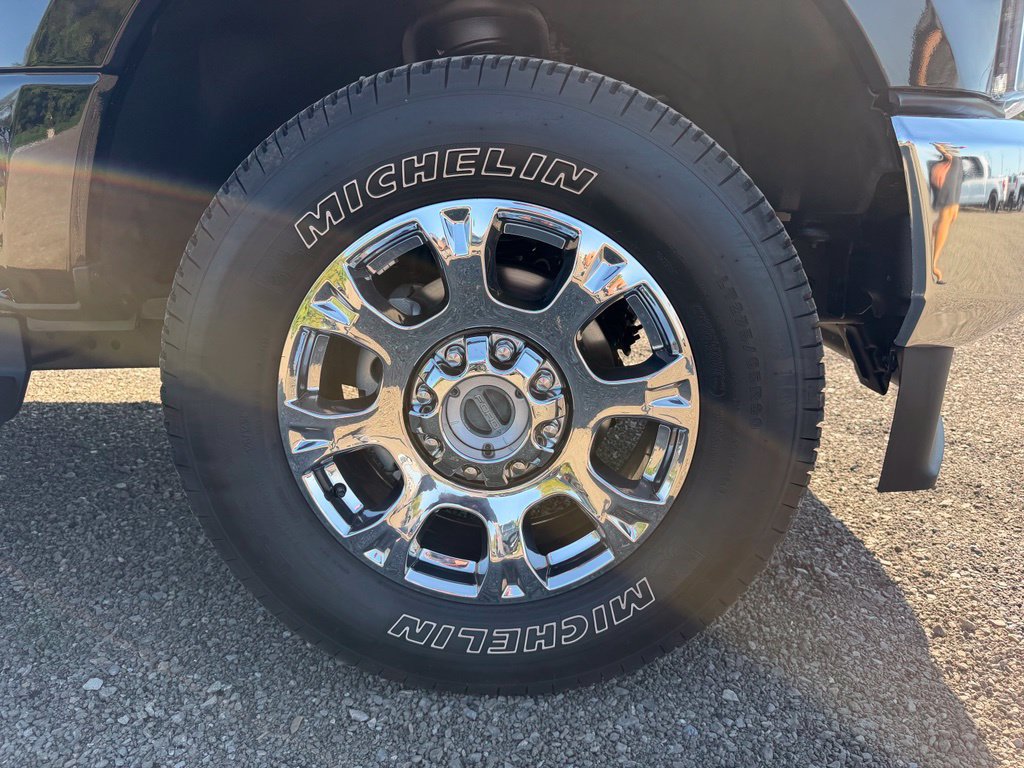 Used 2022 Ford F350 Lariat w/ Chrome Package AWD/4WD image 25