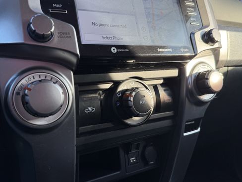 Used 2022 Toyota 4Runner SR5 Premium w/ Moonroof Package image 20