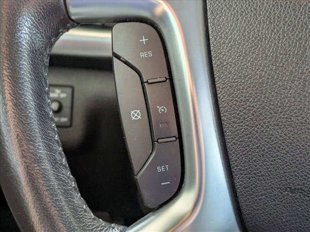 Used 2016 GMC Acadia SLE FWD image 4