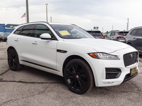 Used 2020 Jaguar F-PACE R-Sport AWD/4WD image 3